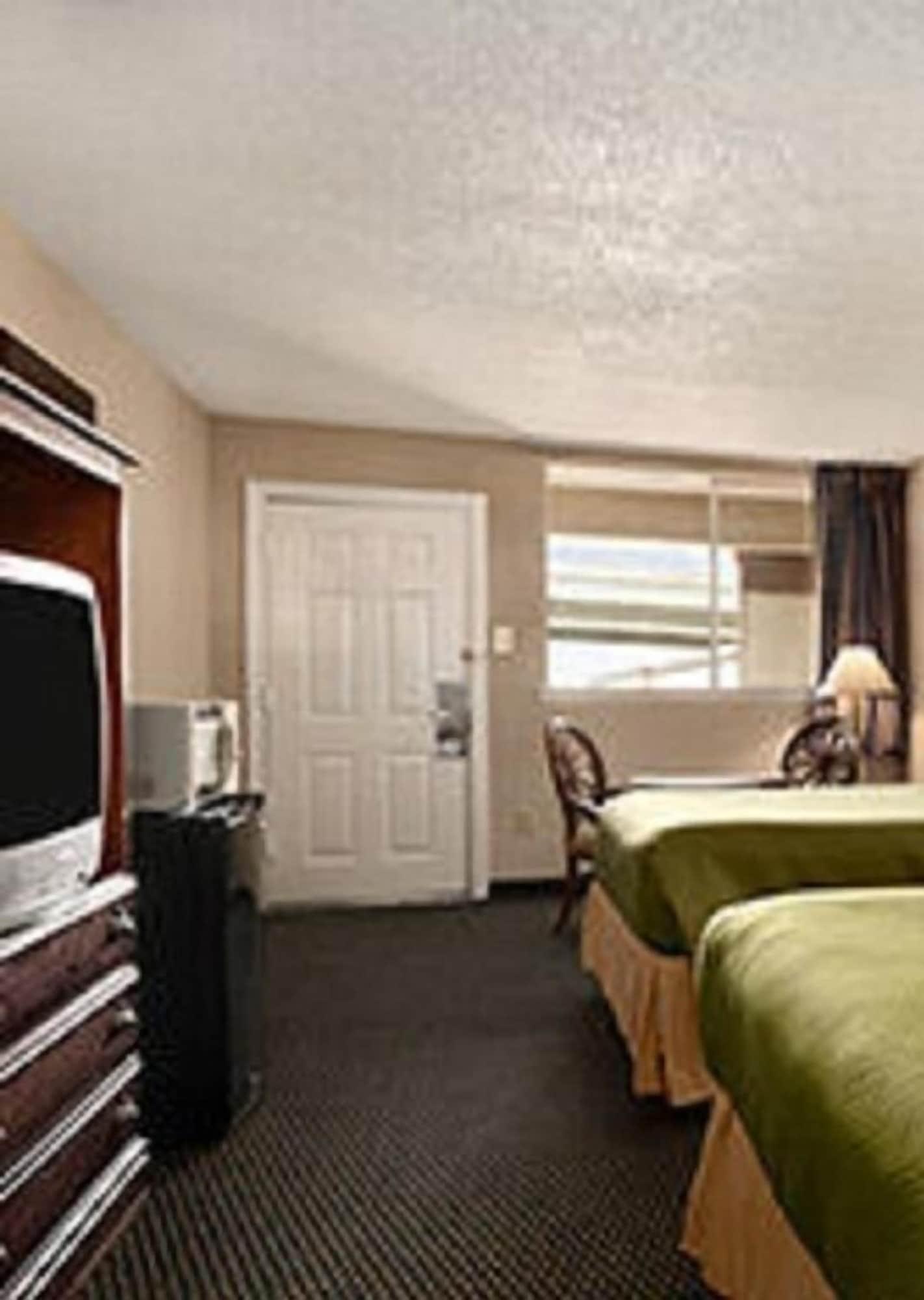 Travelodge By Wyndham New Orleans Harvey Hotel Extérieur photo