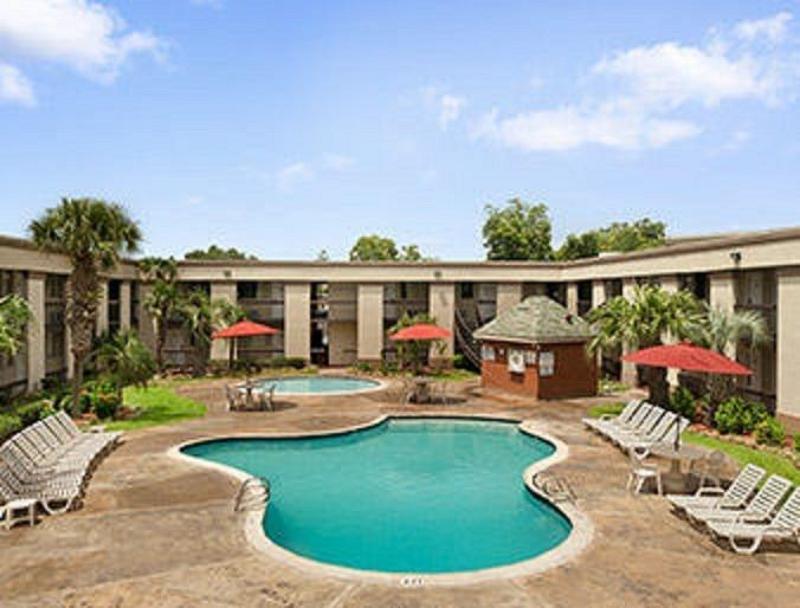 Travelodge By Wyndham New Orleans Harvey Hotel Extérieur photo