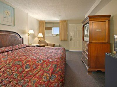Travelodge By Wyndham New Orleans Harvey Hotel Extérieur photo